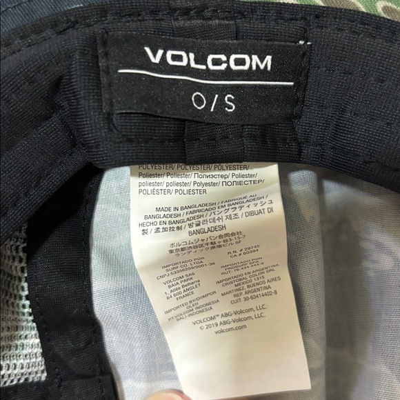 NWOT Volcom hat - Picture 3 of 3